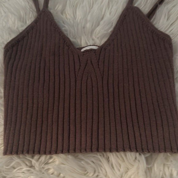 Cute Nia Brown Crop Top - Picture 3 of 6